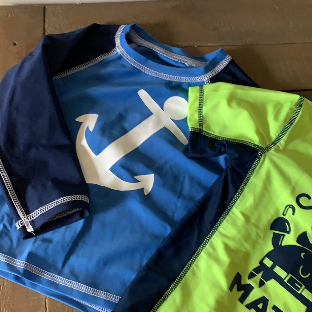 Swim Rashguard Bundle - Picture 2 of 3